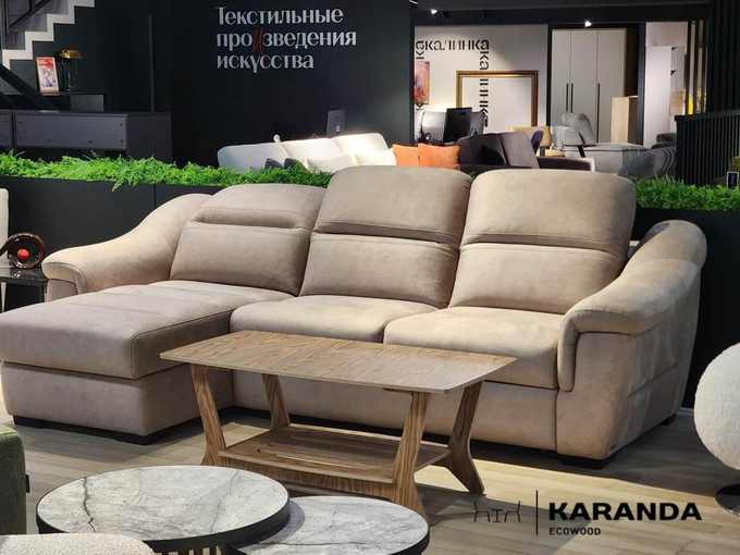 Столик KARANDA 1010 из меламиновой фанеры на мебельной экспозиции. мебель из фанеры, Саратов